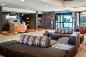Courtyard by Marriott Dallas Arlington Entertainment District